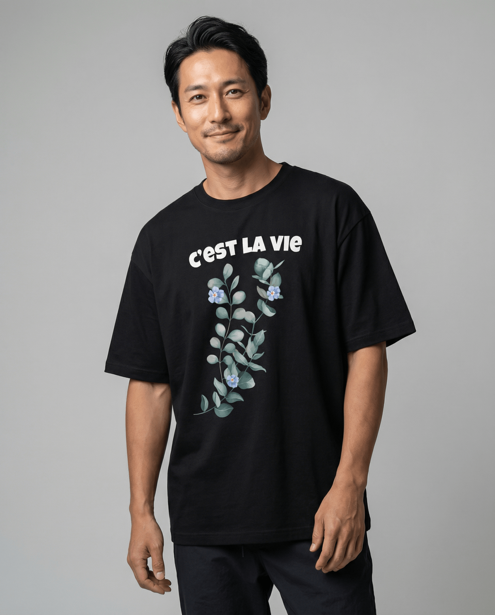花柄グラフィックのディテールアップ 上質コットンTシャツ