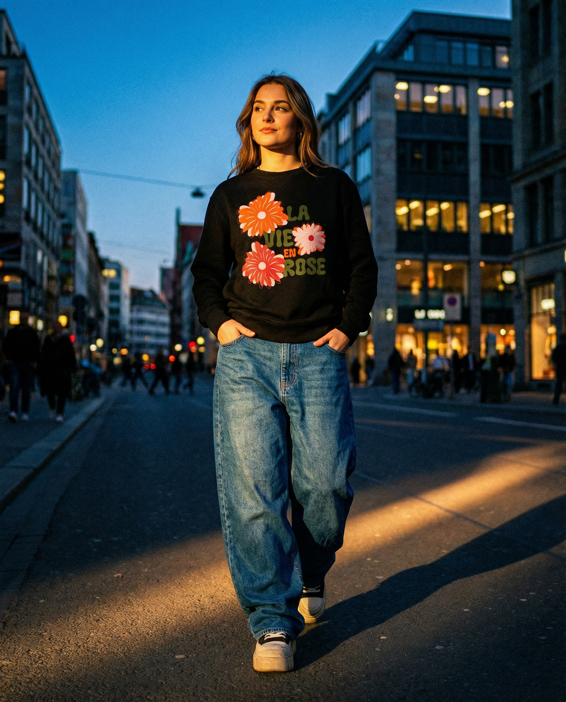 【極少生産・ユニセックス】「La Vie en Rose」3フラワー・プレミアムスウェット